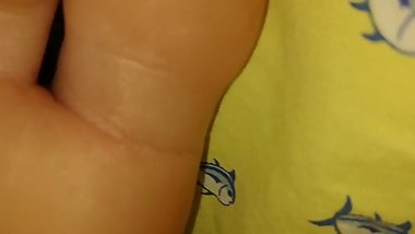 Candid teen feet
