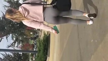 10 WHITE SLUTTY TEEN SNOWBUNNY CANDID