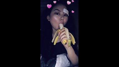 suck dat banana on snapchat