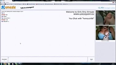 Perfect Teen Plays with her Perfect Tits Webcam Omegle