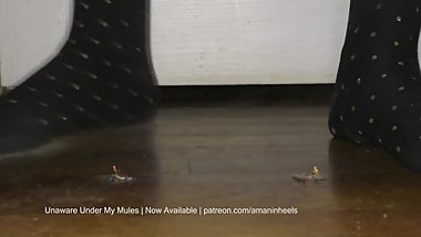 amaninheels  Giant Crossdresser  Unaware Under My Mules (Teaser)