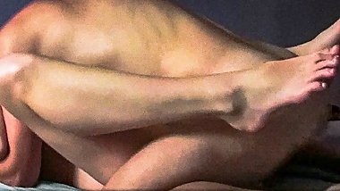 Amateur Girlfriend Cums while Getting Fucked