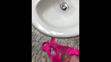 Friends bathroom to cum on her panties