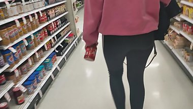 Bunny Ratchet - Accidentally Farting in Public