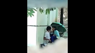 Boso sa likod bahay