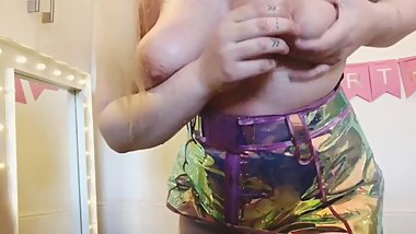 Mishaâ€™s Pee Party