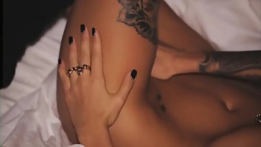 INS-Loveheadshot by Alexander Tihomirov