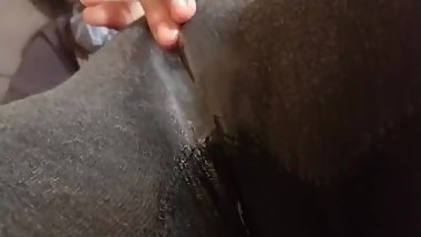 Fingering and squirting with my leggings on