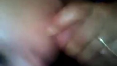 Giulia la prostituta mi pompa in auto