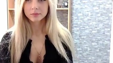 hot blonde stripping