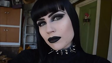 goth teen