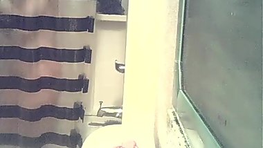 Hidden Cam Girl Taking Shower