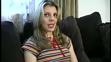 Anal teen Daisy
