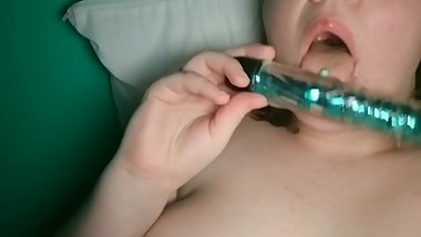 Teen plays with pussy and cleans up the mess while family's in other room