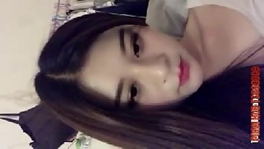 Having a nice action conversationè°ˆç€è°ˆç€å°±æ‹¿äº†å‡ºæ¥ç»™æˆ‘çœ‹