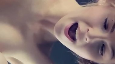Most erotic;sensual & irrÃ©sistible girl