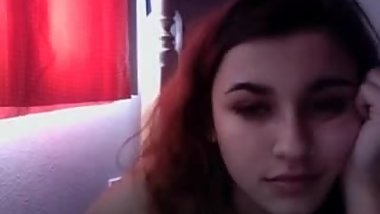 Young teen with hairy pussy masturbates on her bed with Hitachi