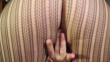 CHUBBY TEEN PANTYHOSE PLAY