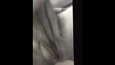 Solo pussy play SQUIRT