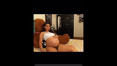 Pregnant rubbing